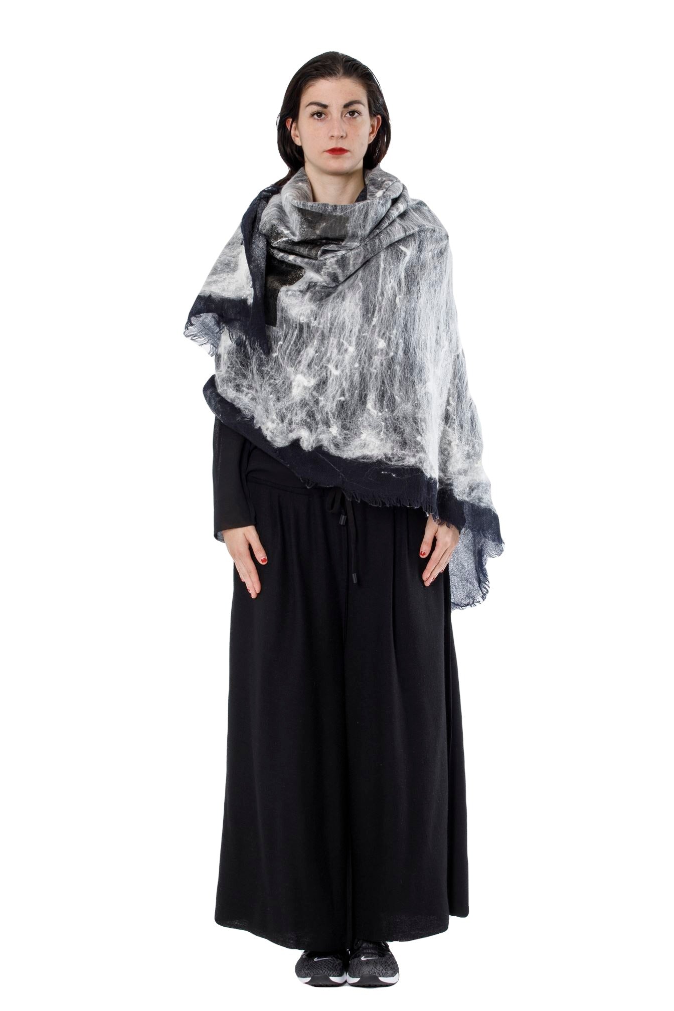 BIG SHAWL［WOOL］NEEDLE PUNCH