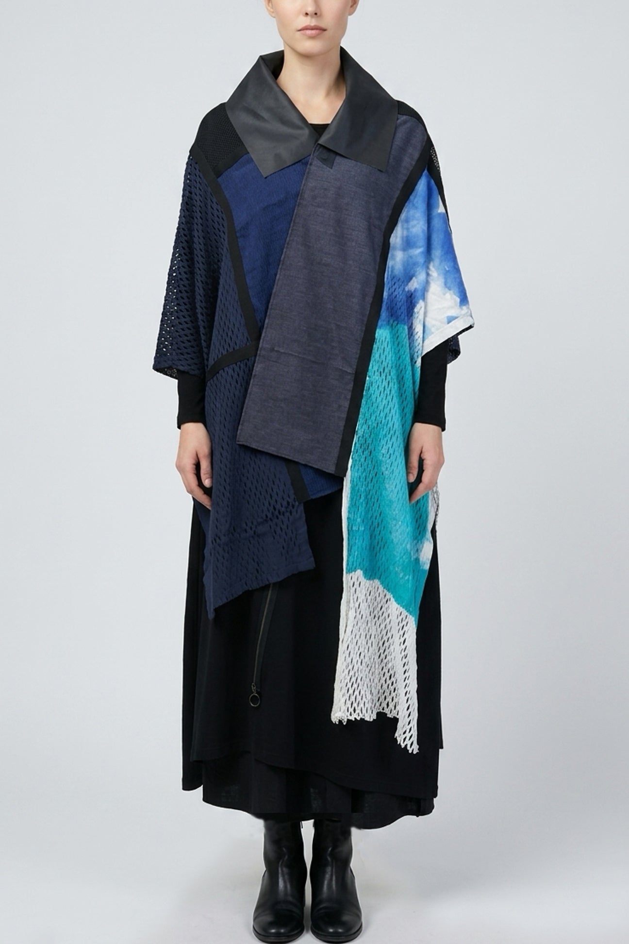 WEARABLE ART STOLE – MICHAIL GKINIS AOYAMA