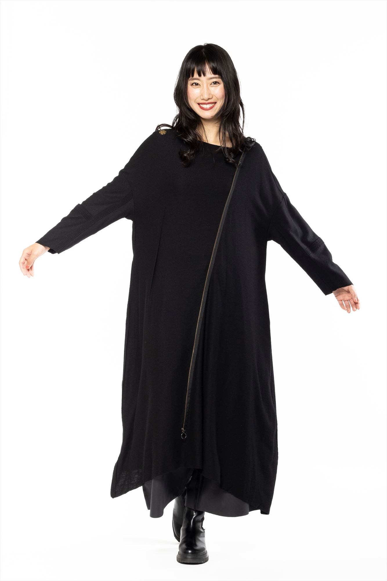 ZIP ONE PIECE［WOOL］ – MICHAIL GKINIS AOYAMA
