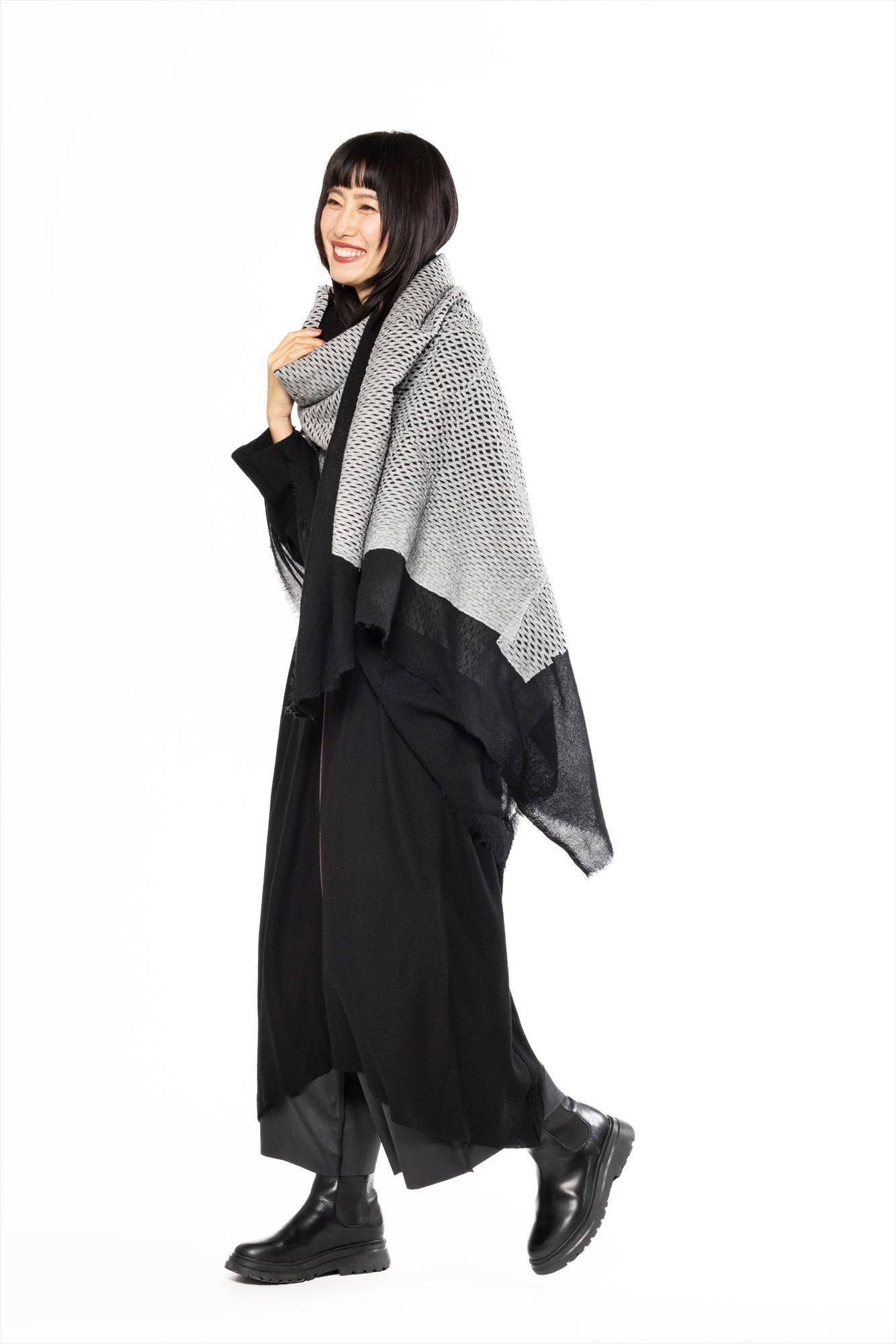 BIG SHAWL［WOOL］