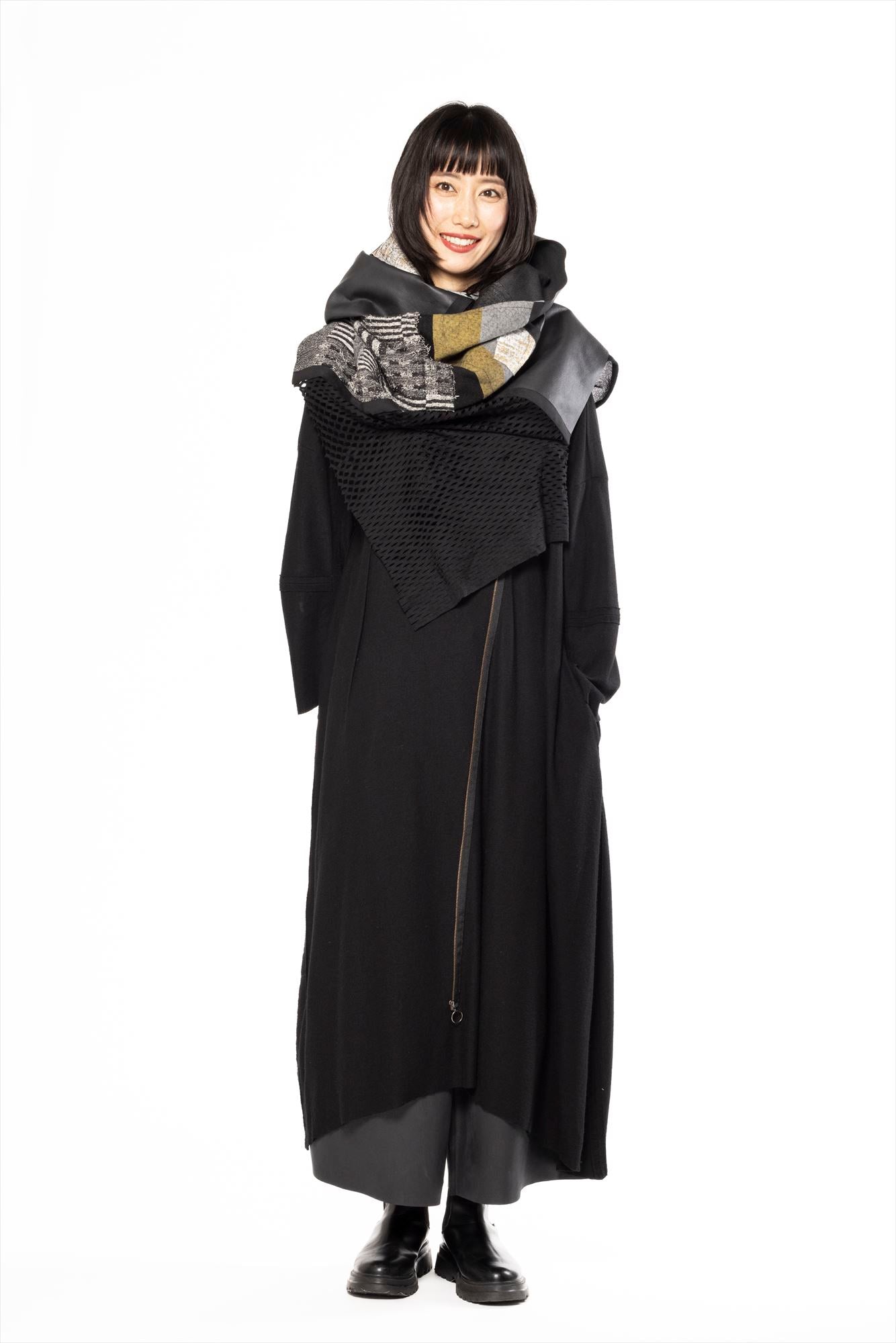 ANGEL STOLE［WOOL×Ultrasuede® NU］ONE OF A KIND